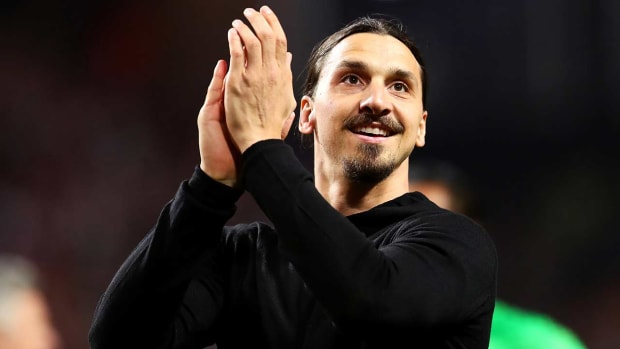 zlatan-transfer-072717.jpg